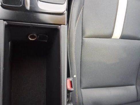 Used 2025 Toyota Camry SE FWD image 18