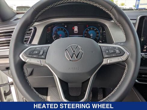 New 2026 Volkswagen Atlas Cross Sport SE image 11