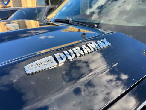 Used 2017 Chevrolet Silverado 3500 High Country w/ Duramax Plus Package AWD/4WD image 2