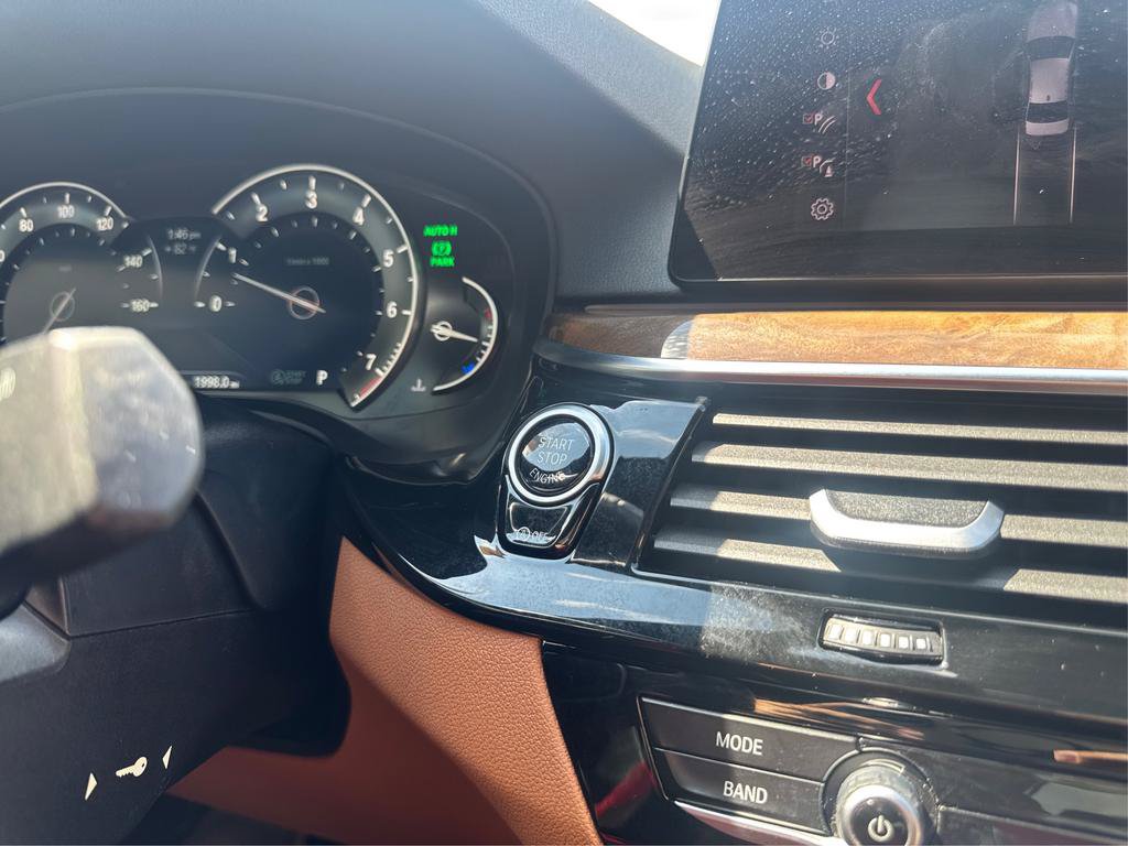 Used 2019 BMW 540i w/ Convenience Package RWD image 24