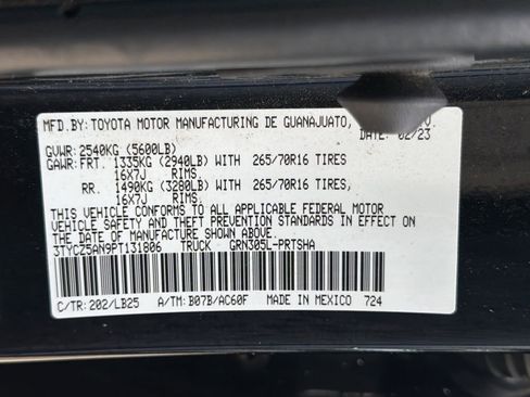 Used 2023 Toyota Tacoma TRD Pro AWD/4WD image 33