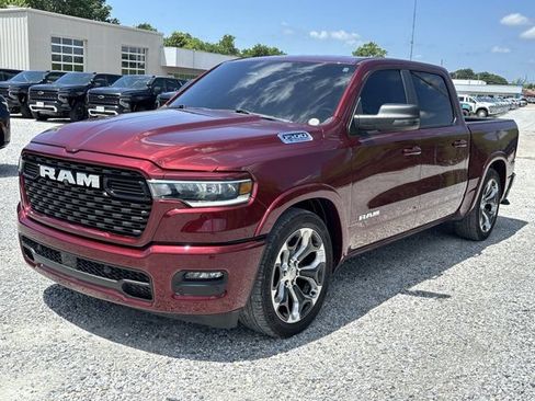 Used 2025 RAM 1500 Big Horn AWD/4WD image 10