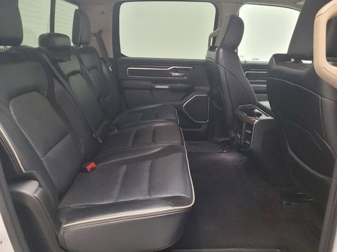 Used 2021 RAM 1500 Laramie AWD/4WD image 19