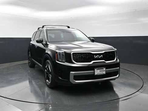 Used 2023 Kia Telluride EX AWD/4WD image 5