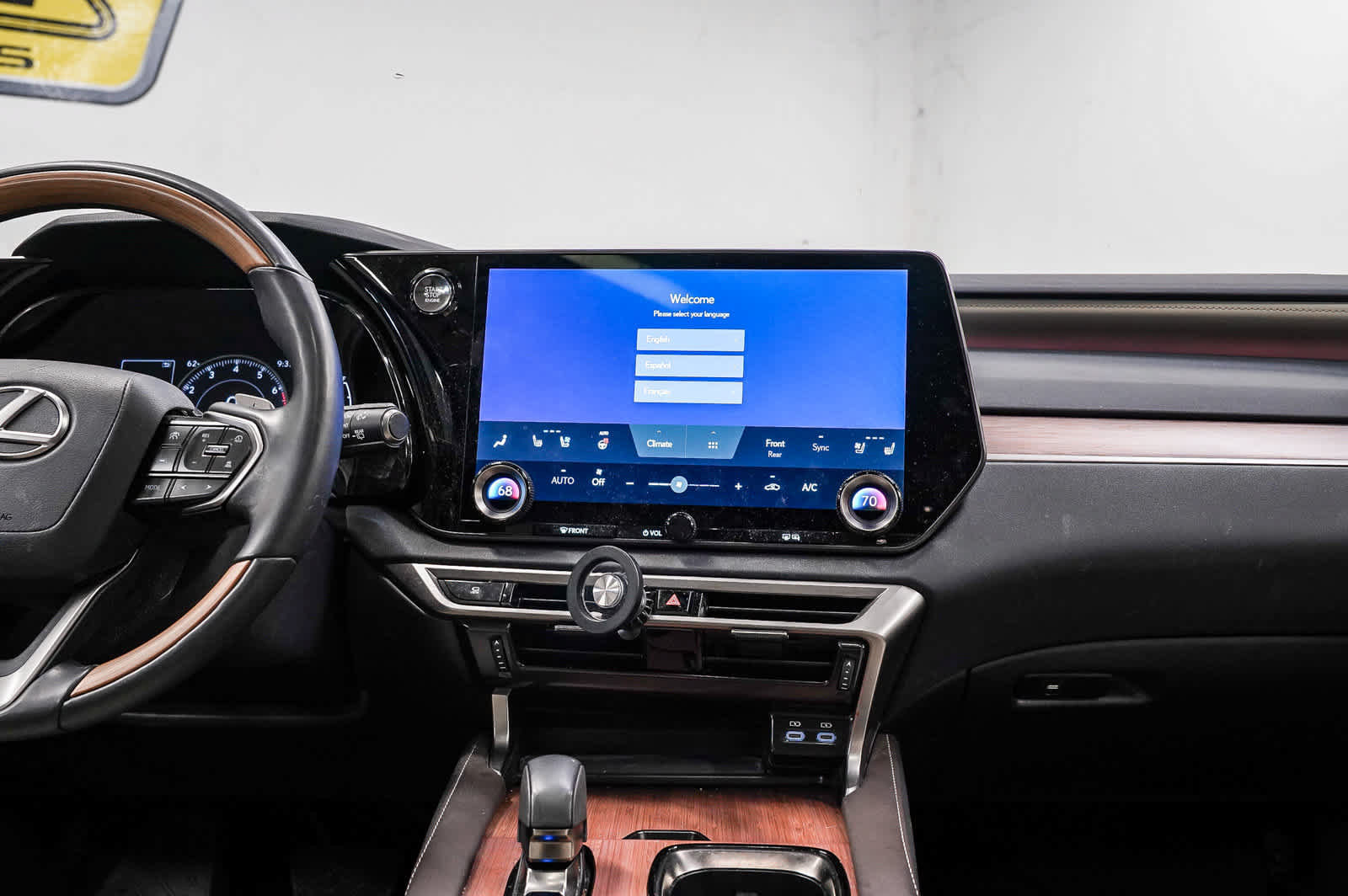 Used 2024 Lexus RX 350 Premium Plus w/ Accessory Package (Z1) FWD image 13