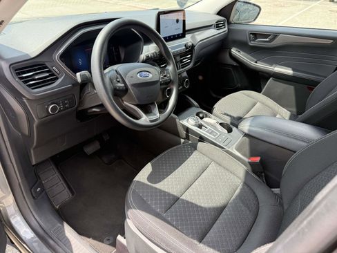 Used 2025 Ford Escape Active AWD/4WD image 24