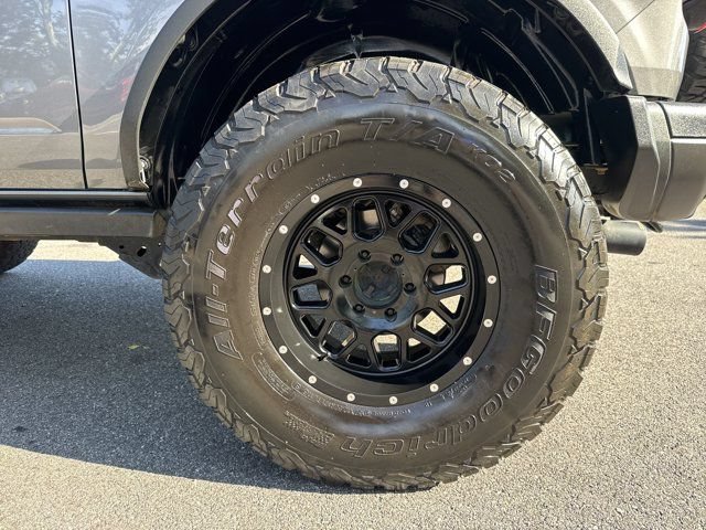 Used 2022 Ford Bronco Badlands w/ Sasquatch Package AWD/4WD image 22