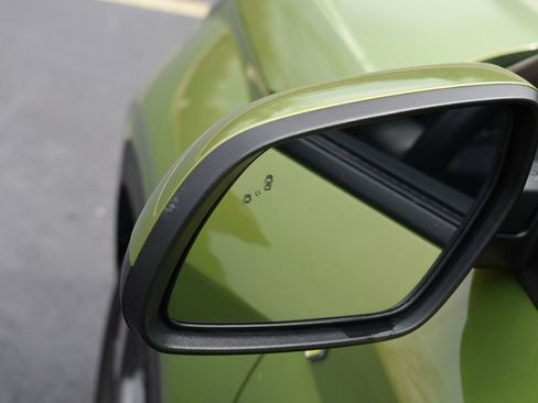 Used 2024 Hyundai Venue SEL FWD image 27