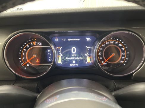 Used 2022 Jeep Gladiator Overland AWD/4WD image 21