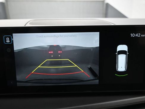 Used 2025 Hyundai Santa Fe SEL FWD image 10