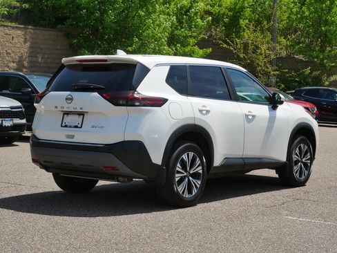 Certified 2023 Nissan Rogue SV AWD/4WD image 7