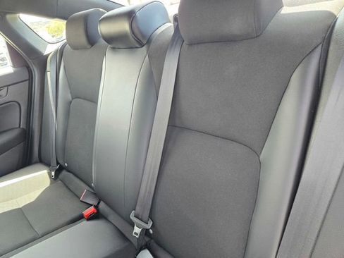 Used 2023 Honda Civic Sport image 10