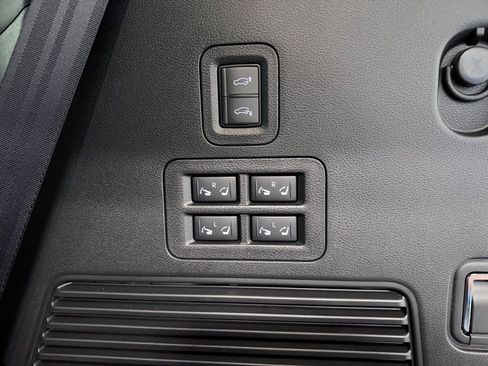 New 2026 INFINITI QX80 4WD image 40