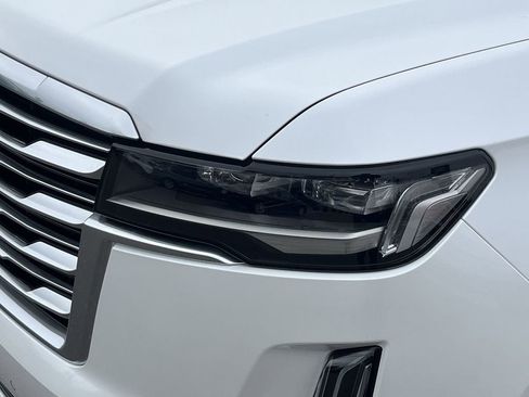 Used 2022 Cadillac Escalade ESV Premium Luxury Platinum w/ Heavy-Duty Trailer Package image 34