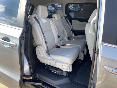 New 2026 Honda Odyssey EX-L image 16