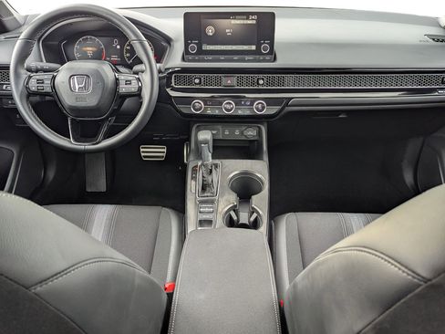 Used 2025 Honda Civic Sport image 17