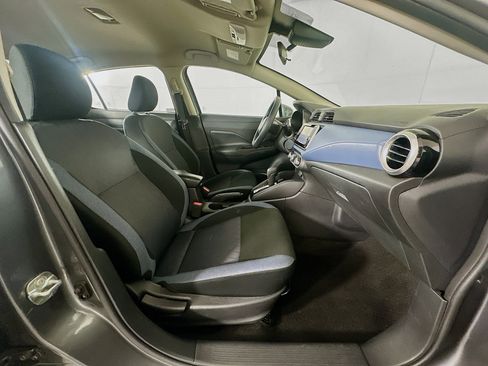 Used 2025 Nissan Versa SV FWD image 28