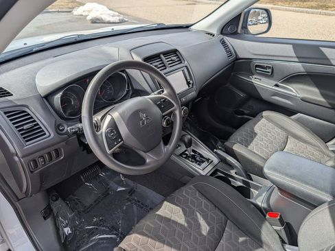 Used 2024 Mitsubishi Outlander Sport AWD image 16