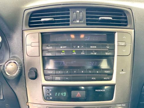 Used 2011 Lexus IS 250 RWD image 15