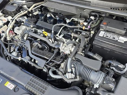 Used 2022 Toyota Corolla SE image 18