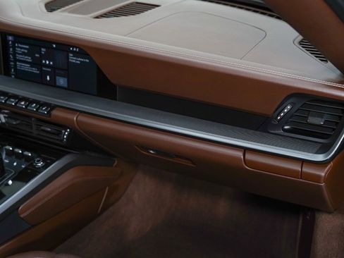 Used 2020 Porsche 911 Carrera S image 34