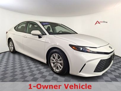 Used 2025 Toyota Camry SE