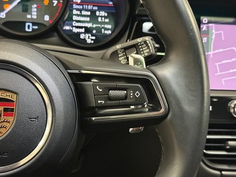 Certified 2023 Porsche Macan S AWD/4WD image 19