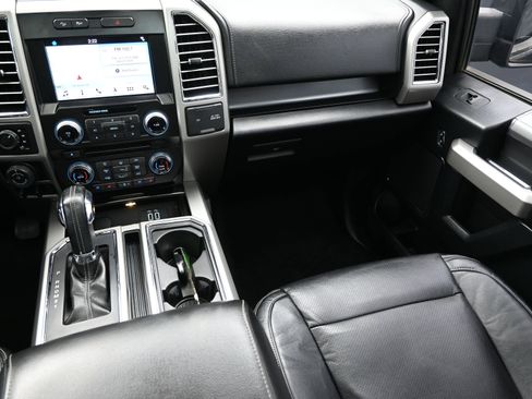 Used 2016 Ford F150 Lariat w/ Equipment Group 502A Luxury image 31