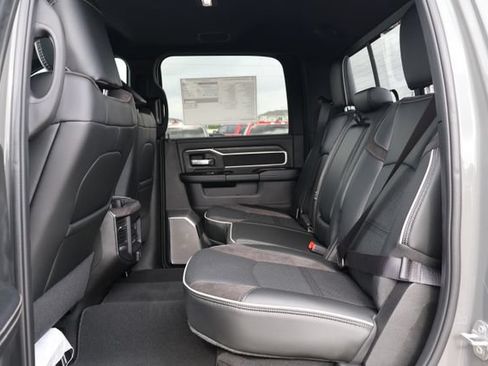 New 2026 RAM 2500 Laramie AWD/4WD image 8