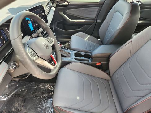 New 2026 Volkswagen Jetta GLI Autobahn FWD image 4