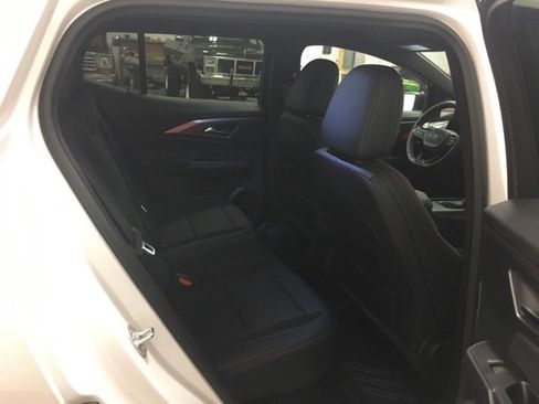 Used 2024 Chevrolet Equinox EV RS image 17