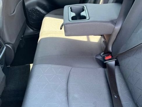 Used 2025 Toyota RAV4 XLE w/ Convenience Package AWD/4WD image 10