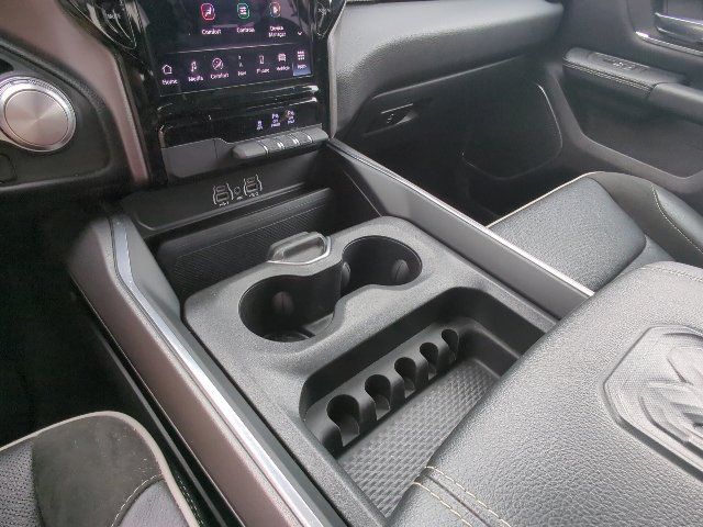 Used 2026 RAM 1500 Laramie AWD/4WD image 18