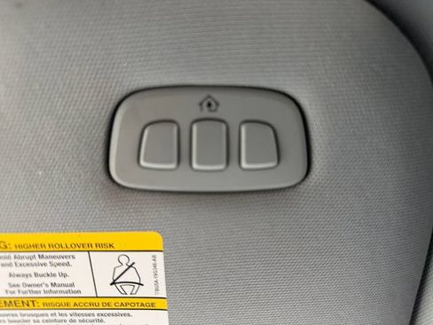 Used 2021 Ford F150 Lariat AWD/4WD image 35