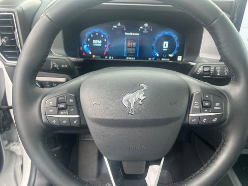 Used 2025 Ford Bronco Sport Outer Banks w/ Outer Banks Tech Package+ AWD/4WD image 17