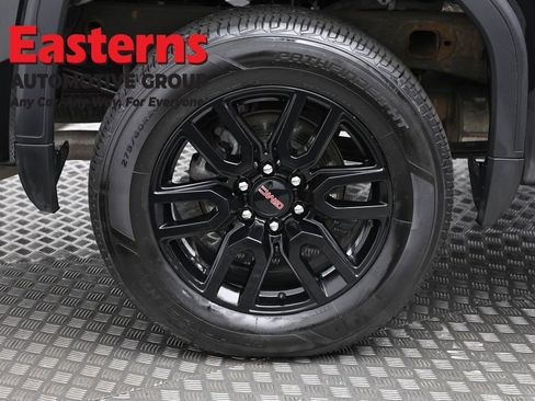 Used 2024 GMC Sierra 1500 Elevation AWD/4WD image 32