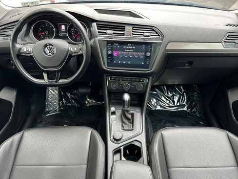 Used 2019 Volkswagen Tiguan S image 12