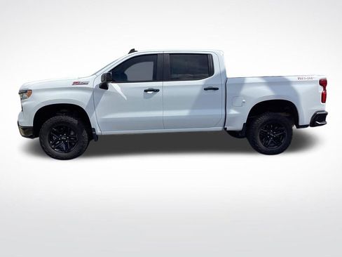 Used 2024 Chevrolet Silverado 1500 LT Trail Boss w/ Protection Package AWD/4WD image 6