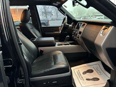 Used 2017 Ford Expedition EL Limited w/ Equipment Group 301A image 16