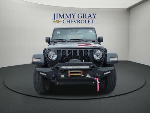 Used 2024 Jeep Wrangler Sport AWD/4WD image 8