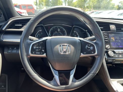 Used 2019 Honda Civic EX image 13
