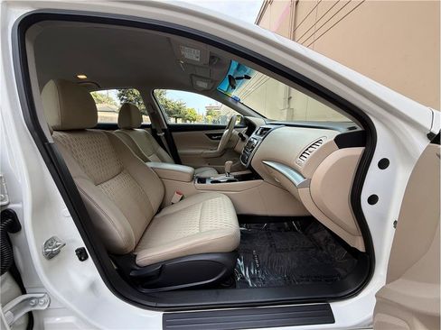Used 2017 Nissan Altima 2.5 S w/ Power Driver Seat Package FWD image 13