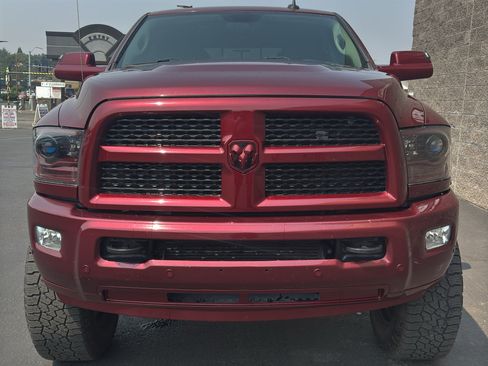 Used 2017 RAM 2500 Laramie w/ Sport Appearance Group AWD/4WD image 2