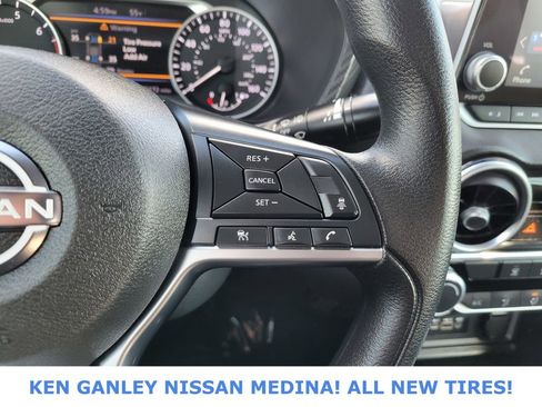 Used 2024 Nissan Sentra SV image 31