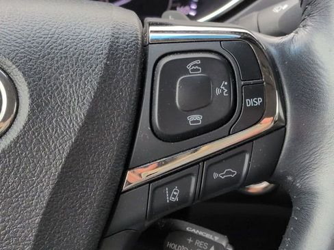 Used 2017 Toyota Avalon Limited FWD image 26
