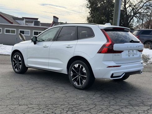 New 2026 Volvo XC60 B5 Plus w/ Protection Package Premier image 21