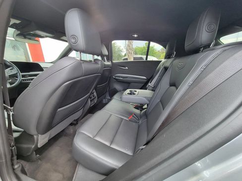 Used 2025 Cadillac XT4 Premium Luxury FWD image 17