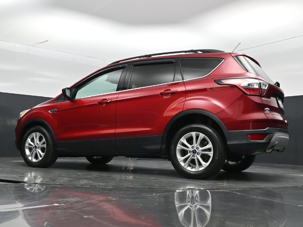 Used 2017 Ford Escape SE w/ Equipment Group 201A AWD/4WD image 23