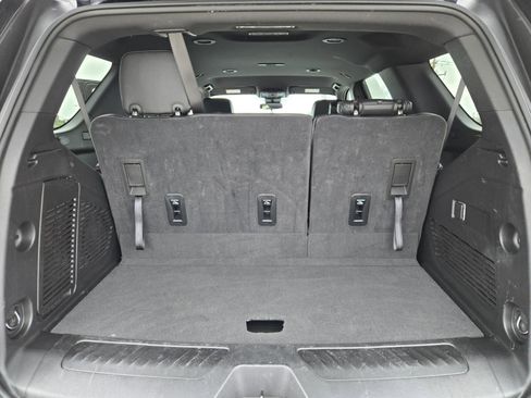 Used 2025 Chevrolet Tahoe LT AWD/4WD image 29