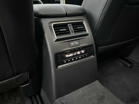 New 2025 MAZDA CX-70 Plug-In Hybrid w/ Premium Pkg image 18